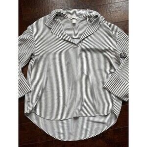 H&M Drapey Oversize Tunic Blouse Womens M Pullover Shirt Striped Black White